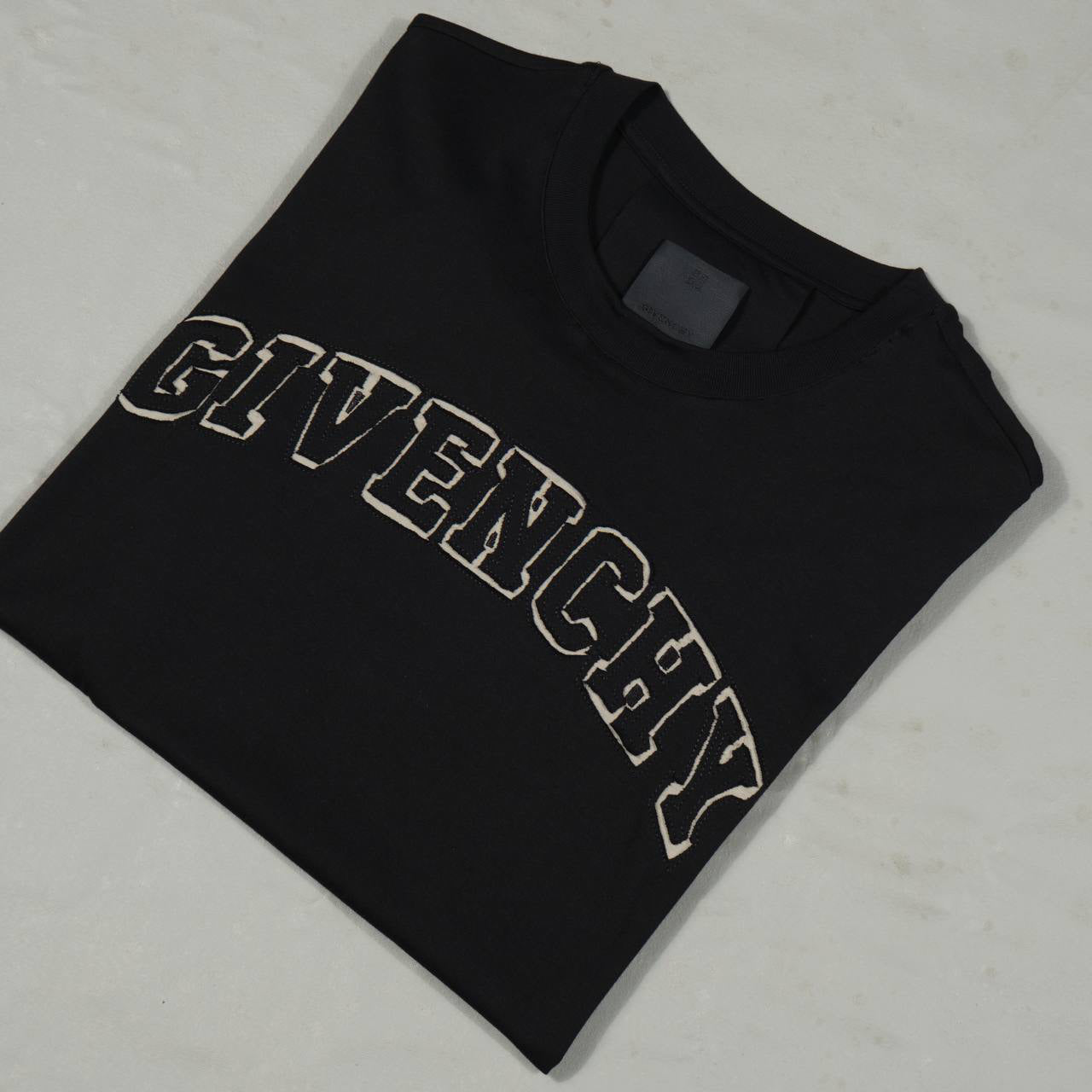 Givenchy logo appliqué T-shirt Black