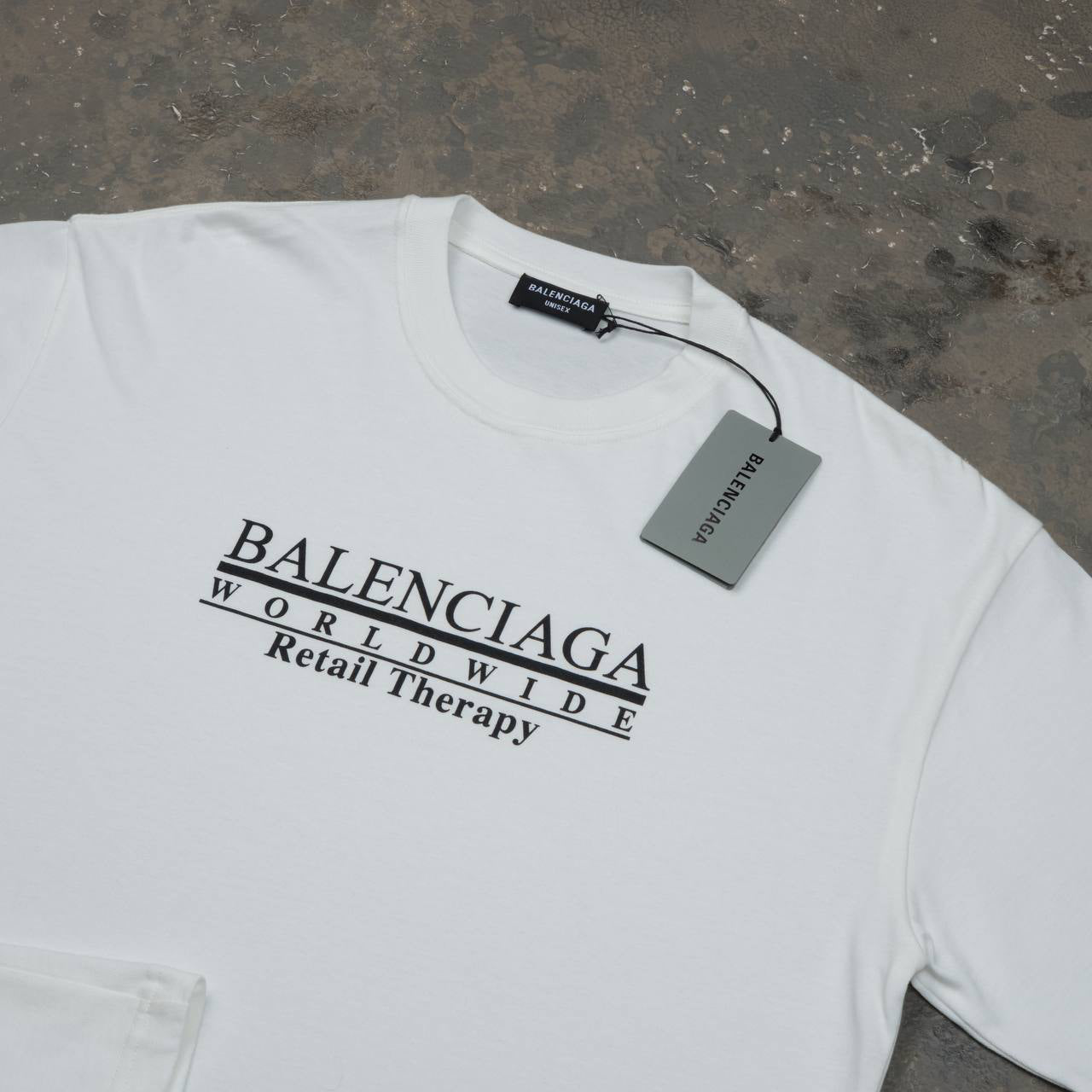 Balenciaga Retail Therapy logo-print T-shirt Beige